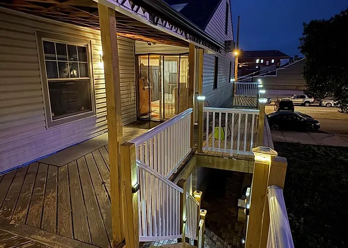 Apartment 1 Bedroom Beautiful 12 Mins To Downtown!